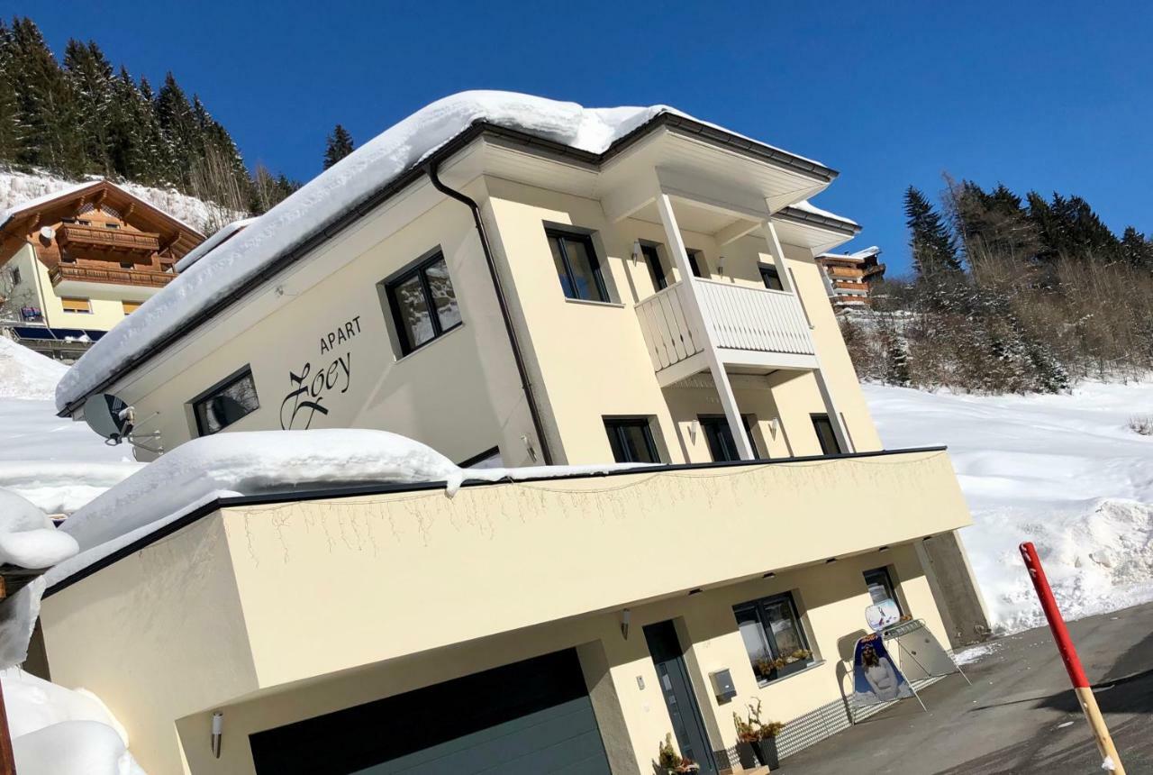 Zoey Apartment